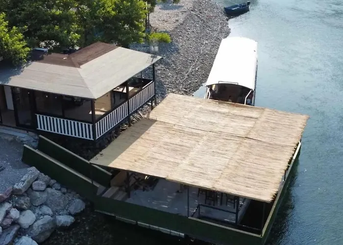 I Koman Kamp alanı Shkodër