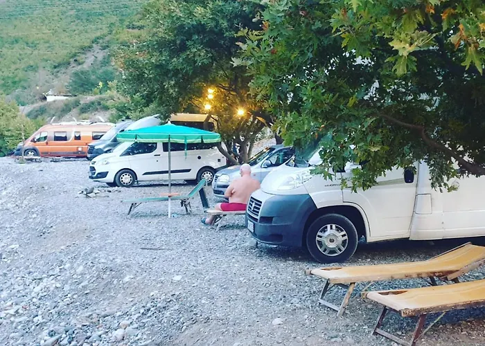 Kamp alanı I Koman Shkodër